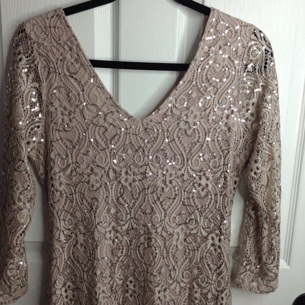 NWT Marina Sequined Gown,10, Mother of the Bride, Prom, Evening Event, Glam Chic - Picture 2 of 7